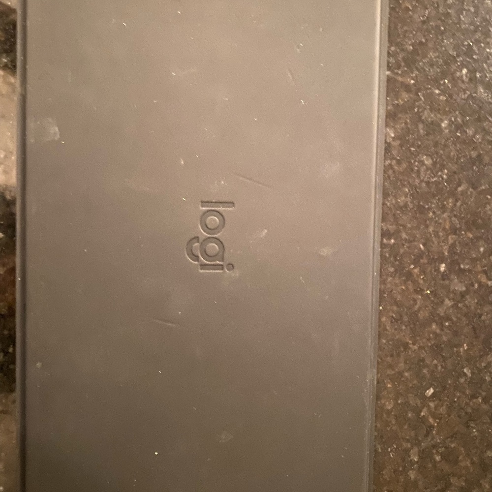 Logitech Bluetooth keyboard - Picture 4 of 5